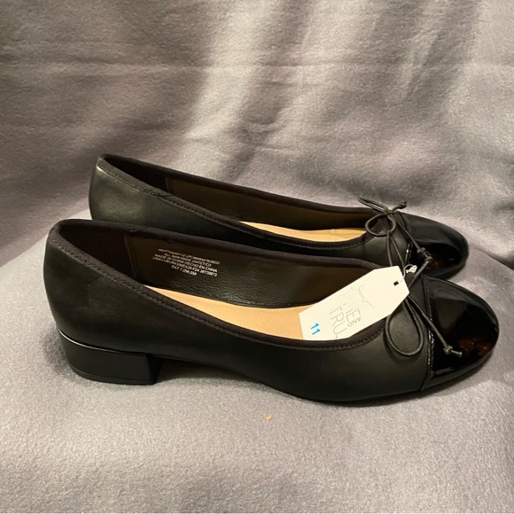 Time And‎ Tru Shoes Women’s Size 11 Heel Slip On Black Ballet 1”Heels New